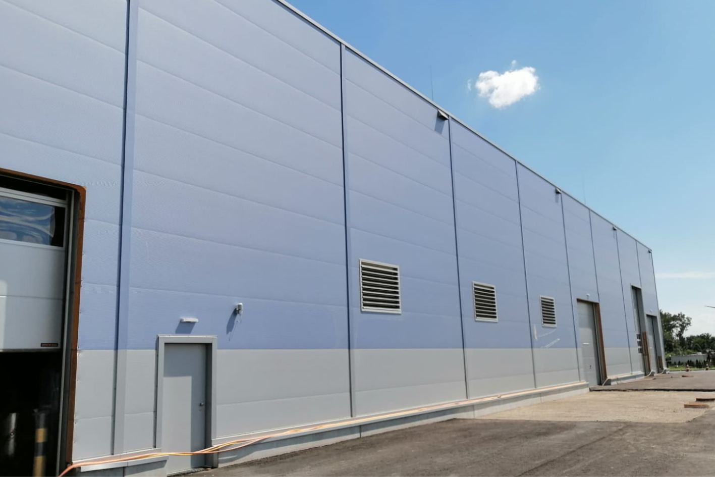 LAGERHALLE 12.000m² | Wiener Neustadt